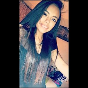 Meet your Posher, Ana